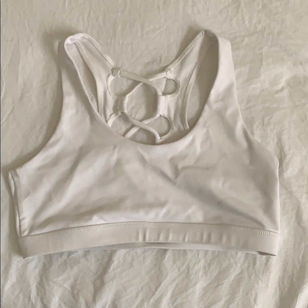 White Buffbunny sports bra